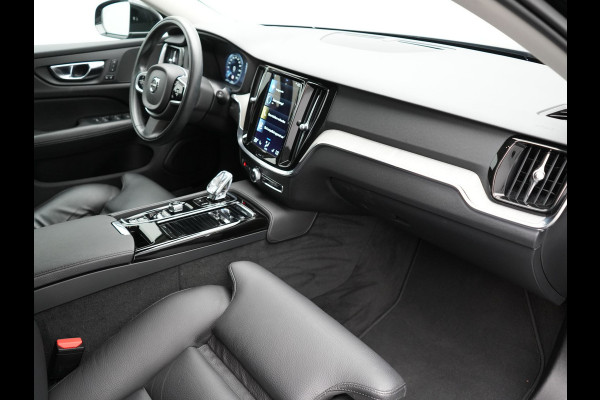 Volvo V60 T6 AWD Inscription Plug In Hybrid 340pk | PHEV | Trekhaak af Fabriek | 360 Camera |  Lederen sportstoelen Memory | Carplay | Keyless | Navigatie | Virtual | DAB |