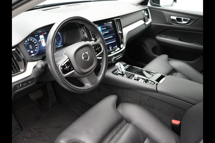 Volvo V60 T6 AWD Inscription Plug In Hybrid 340pk | PHEV | Trekhaak af Fabriek | 360 Camera |  Lederen sportstoelen Memory | Carplay | Keyless | Navigatie | Virtual | DAB |