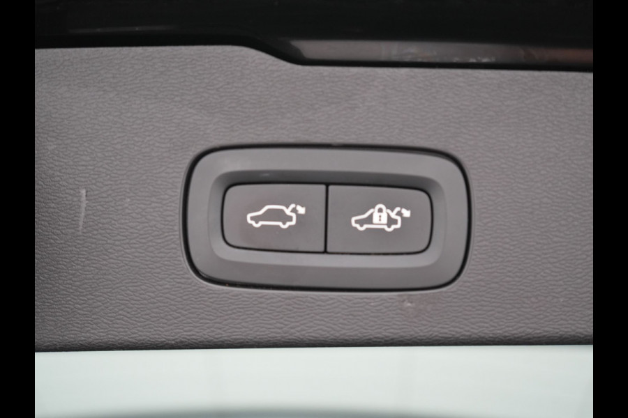 Volvo V60 T6 AWD Inscription Plug In Hybrid 340pk | PHEV | Trekhaak af Fabriek | 360 Camera |  Lederen sportstoelen Memory | Carplay | Keyless | Navigatie | Virtual | DAB |