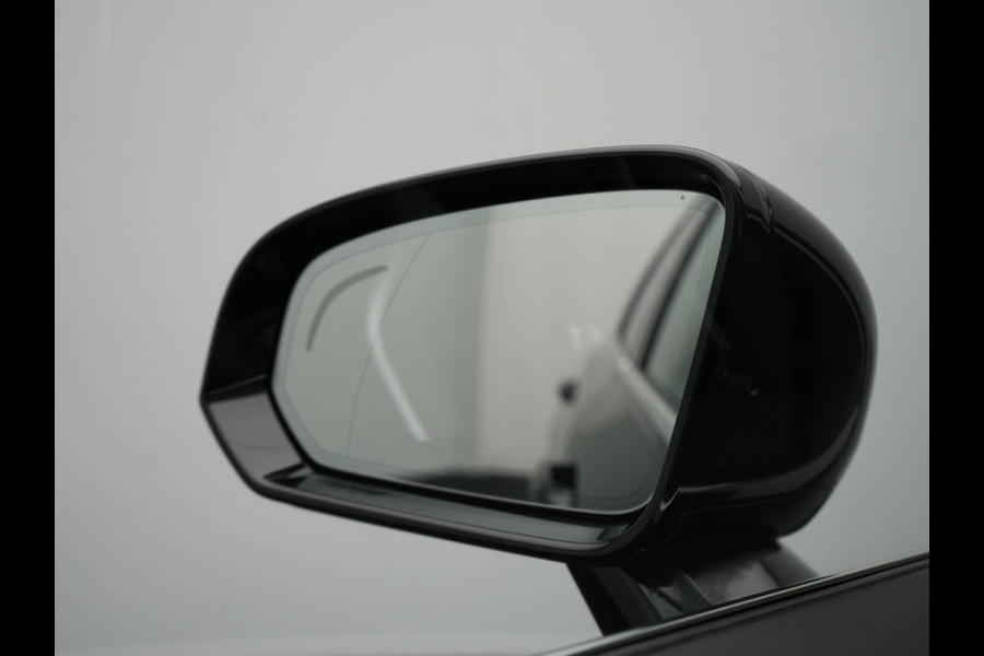 Volvo V60 T6 AWD Inscription Plug In Hybrid 340pk | PHEV | Trekhaak af Fabriek | 360 Camera |  Lederen sportstoelen Memory | Carplay | Keyless | Navigatie | Virtual | DAB |
