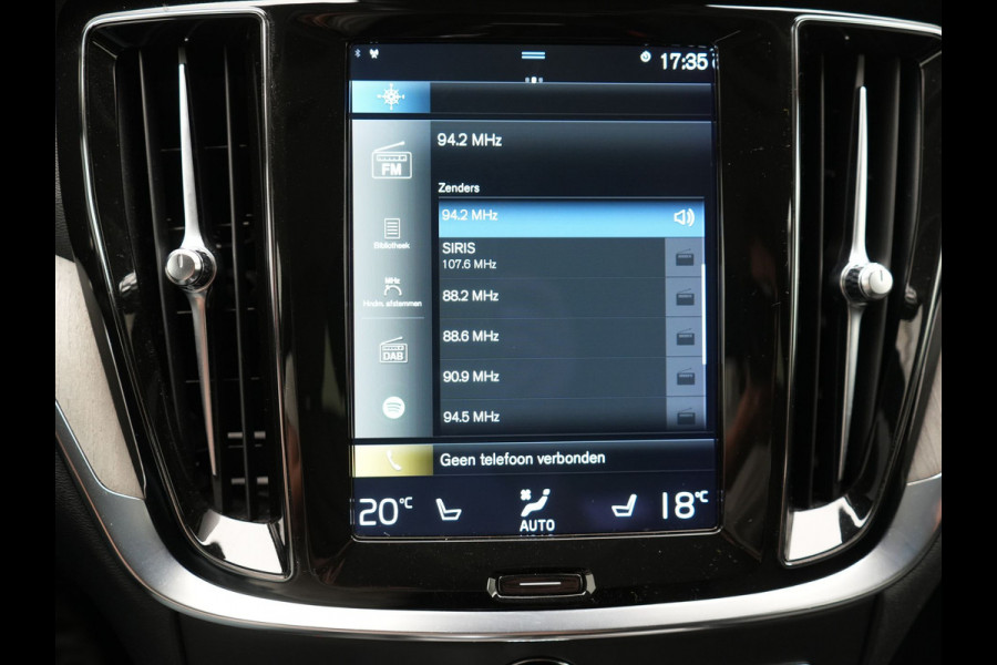 Volvo V60 T6 AWD Inscription Plug In Hybrid 340pk | PHEV | Trekhaak af Fabriek | 360 Camera |  Lederen sportstoelen Memory | Carplay | Keyless | Navigatie | Virtual | DAB |