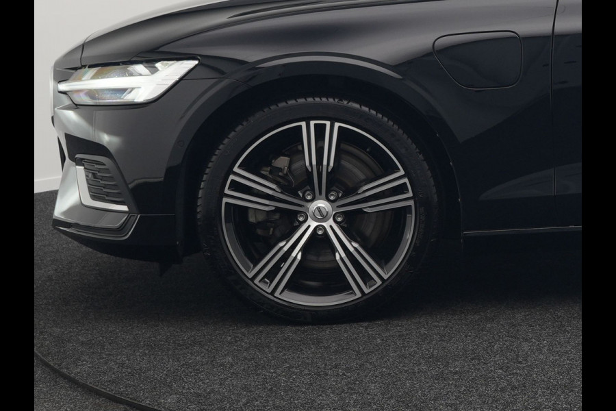Volvo V60 T6 AWD Inscription Plug In Hybrid 340pk | PHEV | Trekhaak af Fabriek | 360 Camera |  Lederen sportstoelen Memory | Carplay | Keyless | Navigatie | Virtual | DAB |