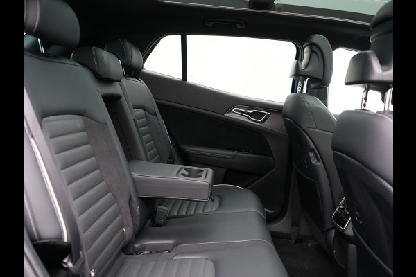 Kia Sportage T-GDi AWD GT-Line Plug In Hybrid 266pk Dealer O.H PHEV | Panodak | Adaptive Cruise | Alcantara Sportstoelen Memory & Ventilatie | Harman Kardon | Navigatie | Verwarmde Stuur & Stoel | Apple Carplay | Virtual | DAB |