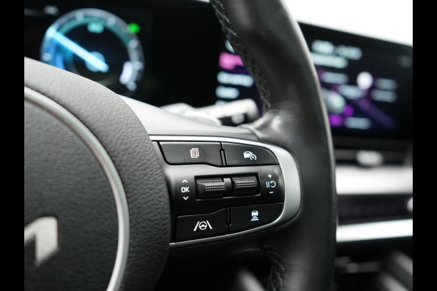 Kia Sportage T-GDi AWD GT-Line Plug In Hybrid 266pk Dealer O.H PHEV | Panodak | Adaptive Cruise | Alcantara Sportstoelen Memory & Ventilatie | Harman Kardon | Navigatie | Verwarmde Stuur & Stoel | Apple Carplay | Virtual | DAB |