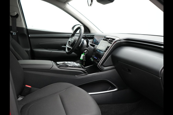 Hyundai Tucson T-GDI Comfort 4WD Plug In Hybrid 266pk Dealer O.H PHEV | Camera | Cruise Control | Apple Carplay | Virtual | DAB | Lane Assist | Navigatie |