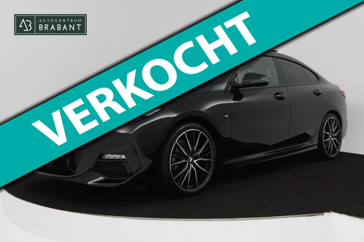 BMW 2 Serie Gran Coupé 218i Executive Edition (PANORAMADAK, ACHTERUITRIJCAMERA, PARKEERSENSOREN, STOELVERWARMING, AUTOMAAT)