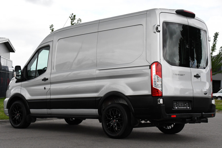 Ford Transit 350 2.0 TDCI L2H2 Limited Raptor Edition Adaptieve Cruise, Camera, Carplay, 185pk, LED, NAVI, Automaat, Trekhaak, Uniek!