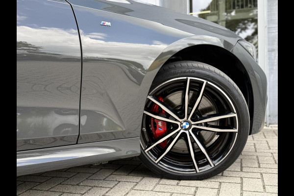 BMW 3 Serie Touring 330e Bus. Ed Plus M-Sport|SOH89%|Pano|Laser|Trekhaak|HUD|Leer|Dravitgrau