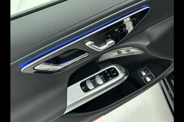 Mercedes-Benz E-Klasse 300 e Sport Edition | Trekhaak | Nightpakket | Premium pakket | Akoestisch comfortpakket | KEYLESS GO-pakket | Winter pakket | Parkeerpakket met 360°-camera | Memorypakket | Dodehoekassistent |