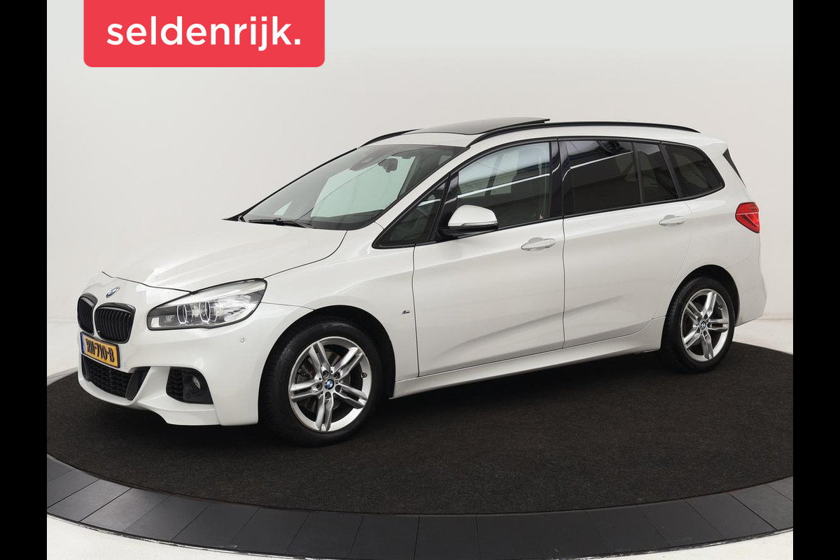 BMW 2 Serie Gran Tourer 218i M Sport 7-persoons | Panoramadak | Leder | Stoelverwarming | Trekhaak | Camera | Full LED | Sportstoelen | Navigatie | Park Assist