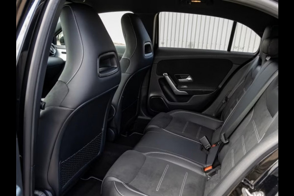 Mercedes-Benz A-Klasse 250 e AMG ** LED, MBUX+, 19-inch LMV, NIGHT- & SPIEGEL PACK ** 1e EIG - UNFALLFREI - JUNGE STERNE ** ** INFORMEER OOK NAAR ONZE AANTREKKELIJKE FINANCIAL-LEASE TARIEVEN **