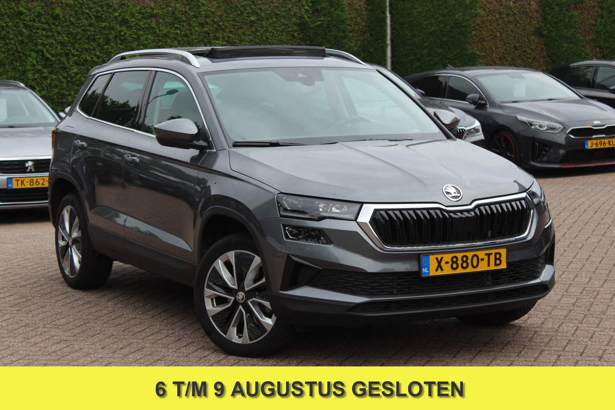 Škoda Karoq 1.5 TSI ACT Business Edition Plus / Trekhaak / Panoramadak / Navigatie / 17'' / Keyless / Virtual Cockpit / DAB / ACC / Full LED Koplampen