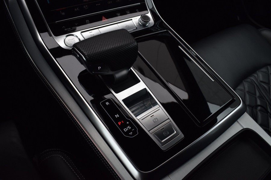 Audi Q8 50 TDI 286pk Quattro S-line | Leer | Pano | Luchtvering | Head-Up