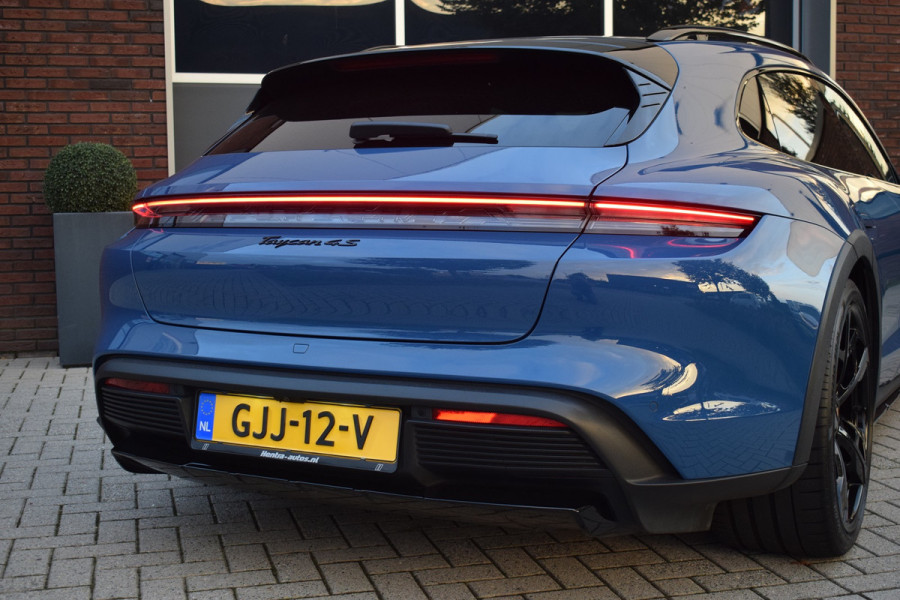 Porsche Taycan Cross Turismo 4S 93 kWh Sport chrono - Luchtvering - Glazen dak - Bose - 21"