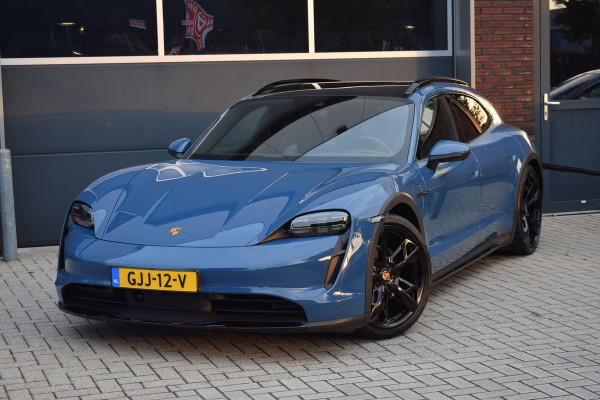 Porsche Taycan Cross Turismo 4S 93 kWh Sport chrono - Luchtvering - Glazen dak - Bose - 21"