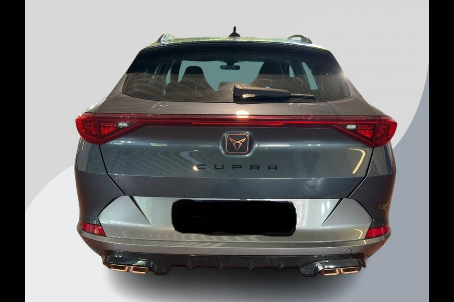 CUPRA Formentor 1.4 e-Hybrid VZ Performance PHEV 245pk | Wegklapbare trekhaak | Leder | Stoelverwarming | Virtual cockpit | 360° camerasysteem | Adaptive cruise control