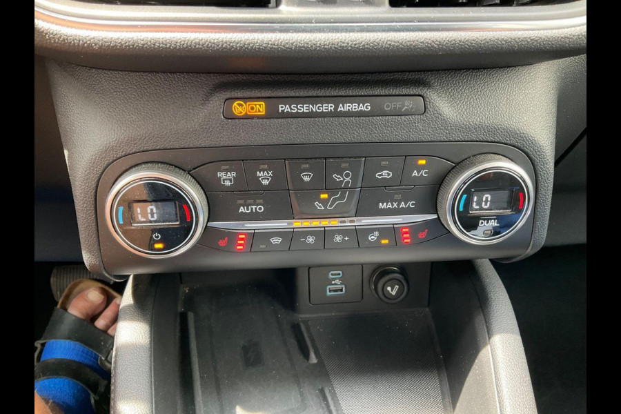 Ford Kuga 2.5 PHEV Titanium |  Weg/Uitklapbare Trekhaak (Elektrisch bedienbaar) | Adaptive cruise control | Winter Pack | Dodehoeksensoren | Camera