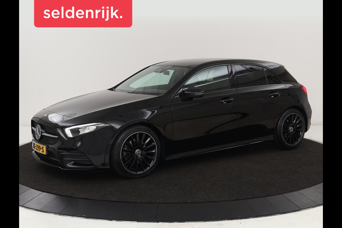 Mercedes-Benz A-Klasse 180 AMG Night Upgrade | Camera | Widescreen | Stoelverwarming | Full LED | Park Assist | Navigatie | Alcantara Mercedes-Benz A-Klasse 180 AMG Night Upgrade | Camera | Widescreen | Stoelverwarming | Full LED | Park Assist | Navigatie | Alcantara