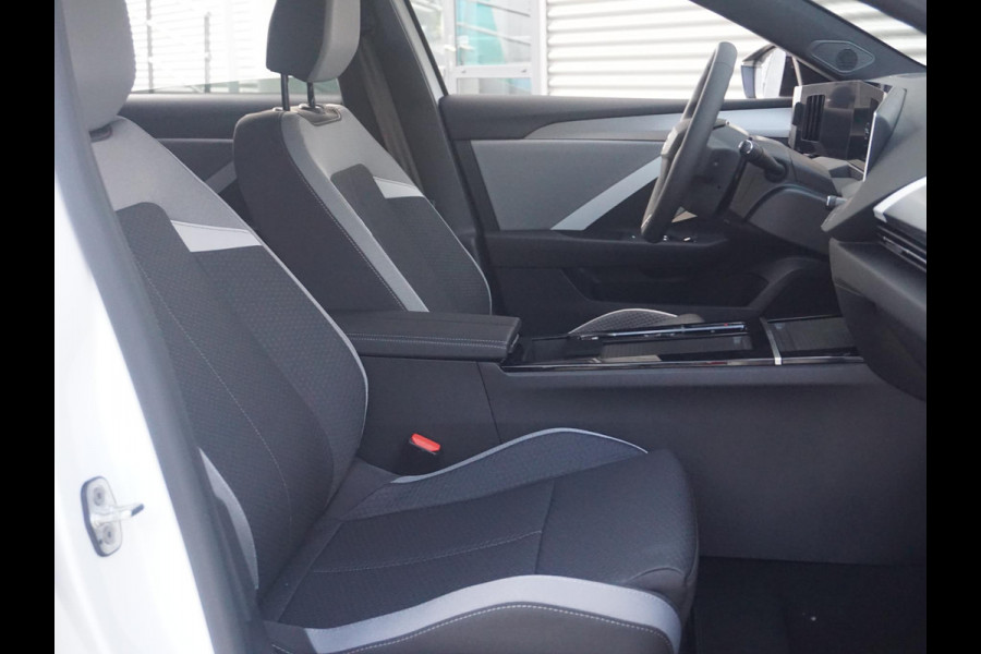 Opel Astra Electric 54 kWh Business Edition