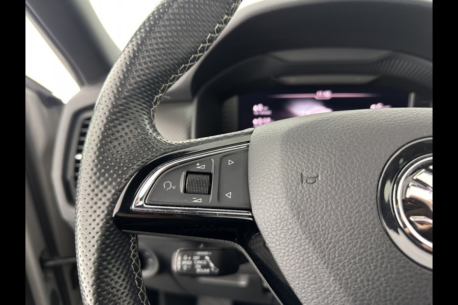 Škoda Kodiaq 1.5 TSI Sportline Business Aut. *PANO | LEATHER-ALCANTARA | FULL-LED | ADAPTIVE-CRUISE | BLIND-SPOT | MEMORY-PACK | CANTON-SOUND | CAMERA | KEYLESS | DIGI-COCKPIT | SPORT/HEATED-SEATS | DAB+ | AMBIENT-LIGHT | CARBON |