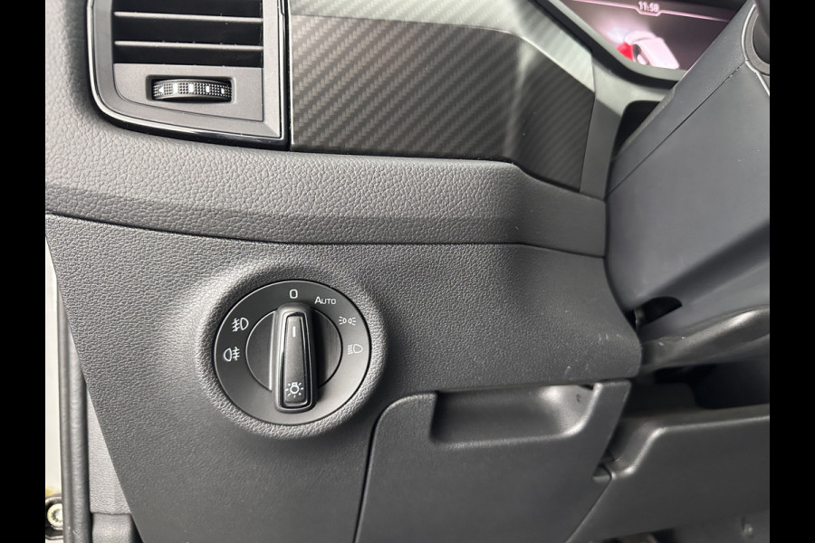 Škoda Kodiaq 1.5 TSI Sportline Business Aut. *PANO | LEATHER-ALCANTARA | FULL-LED | ADAPTIVE-CRUISE | BLIND-SPOT | MEMORY-PACK | CANTON-SOUND | CAMERA | KEYLESS | DIGI-COCKPIT | SPORT/HEATED-SEATS | DAB+ | AMBIENT-LIGHT | CARBON |