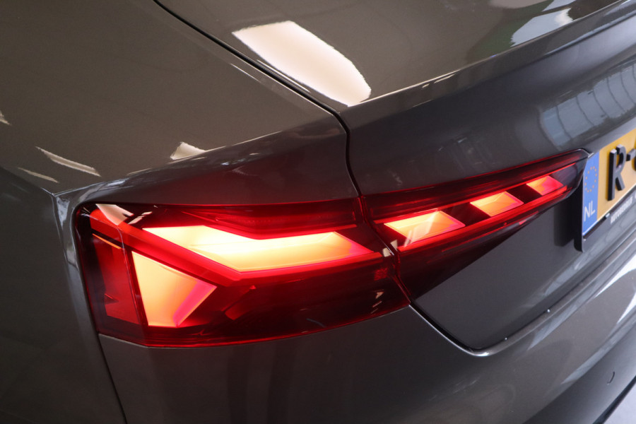 Audi A5 Sportback 35 TFSI S edition Panodak 2x S-line 19'' Keyless Go