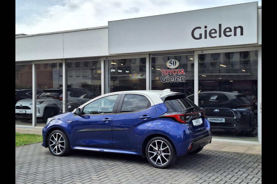 Toyota Yaris 1.5 Hybrid Style Bi-Tone | 17 inch, Stoelverwarming, Half Leer, Keyless, Privcay Glass, Apple CarPlay/Android auto