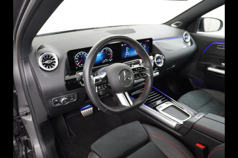 Mercedes-Benz GLA 250 e AMG Line | Pano Burmester Distronic 360 Camera