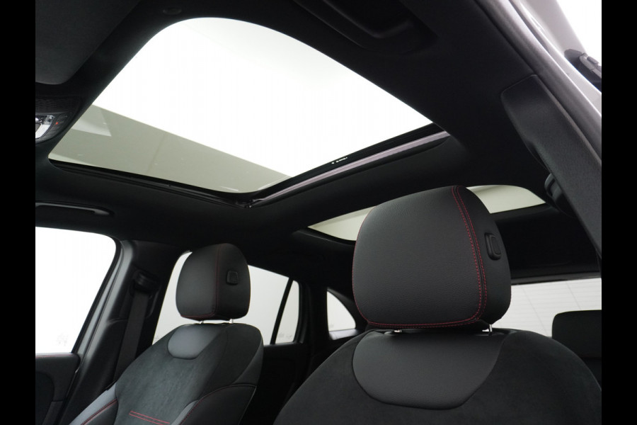 Mercedes-Benz GLA 250 e AMG Line | Pano Burmester Distronic 360 Camera