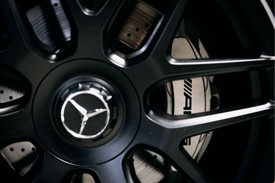 Mercedes-Benz E-Klasse AMG 53 4MATIC Premium Plus | Pano | 4MATIC | Verwarmde sportstoelen | Night-Pakket | Burmester High End