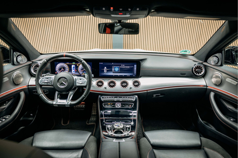 Mercedes-Benz E-Klasse AMG 53 4MATIC Premium Plus | Pano | 4MATIC | Verwarmde sportstoelen | Night-Pakket | Burmester High End