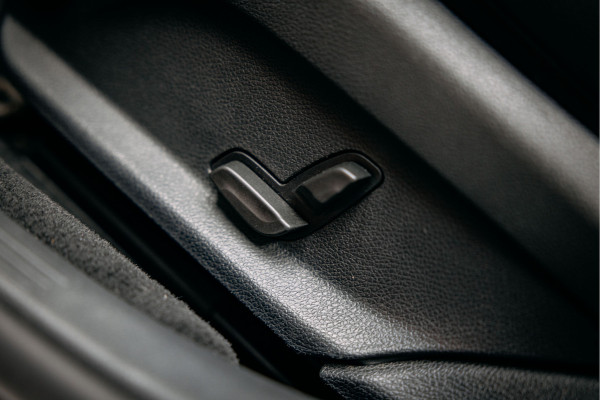 Mercedes-Benz E-Klasse AMG 53 4MATIC Premium Plus | Pano | 4MATIC | Verwarmde sportstoelen | Night-Pakket | Burmester High End