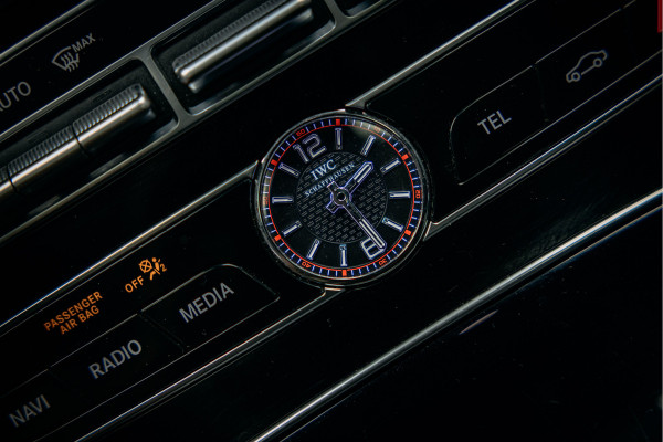 Mercedes-Benz E-Klasse AMG 53 4MATIC Premium Plus | Pano | 4MATIC | Verwarmde sportstoelen | Night-Pakket | Burmester High End