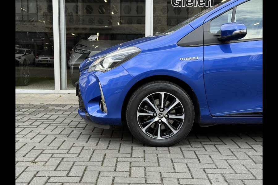 Toyota Yaris 1.5 Hybrid Dynamic | Navigatie, Stoelverwarming, Lichtmetalen velgen, Climate control, Parkeercamera, Safety Sense