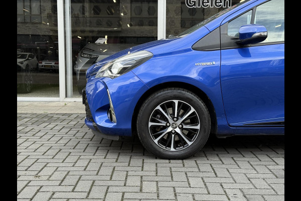 Toyota Yaris 1.5 Hybrid Dynamic | Navigatie, Stoelverwarming, Lichtmetalen velgen, Climate control, Parkeercamera, Safety Sense
