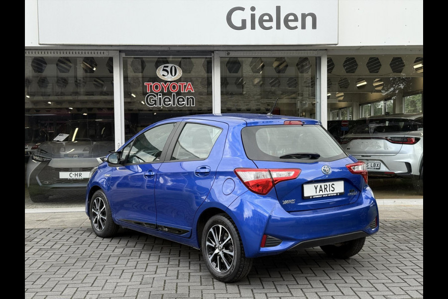Toyota Yaris 1.5 Hybrid Dynamic | Navigatie, Stoelverwarming, Lichtmetalen velgen, Climate control, Parkeercamera, Safety Sense