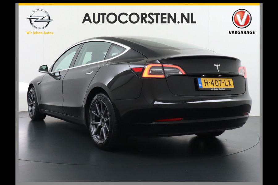 Tesla Model 3 RWD SR+ 60kWh 325PK TREKHAAK FSD 3-Computer 18" AutoPilot Leder PanoDak Adaptive-Cruise Lmv Camera's Elektr.-Stuur+Stoelen+Spieg Navi LED Comfortstoelen ACC DAB Voorverwarmen interieur via App Keyless via Telefoonsleutel One-Pedal-Drive 1.000KG Trekgewicht! Origineel Nederlandse auto tot 11kw laden thuis! 1.584kg licht! Accu Garantie tot 29-06-2028/160.000km