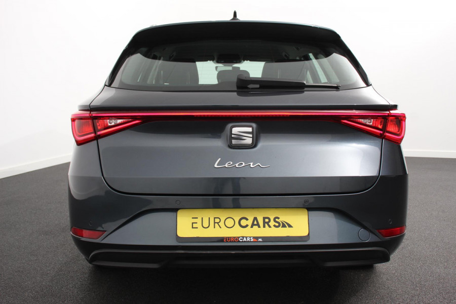 Seat Leon Sportstourer 1.5 eTSI 150pk DSG Style Navigatie Apple Carplay/Android Auto Parkeersensor achter Adaptive Cruise Control Stoelverwarming