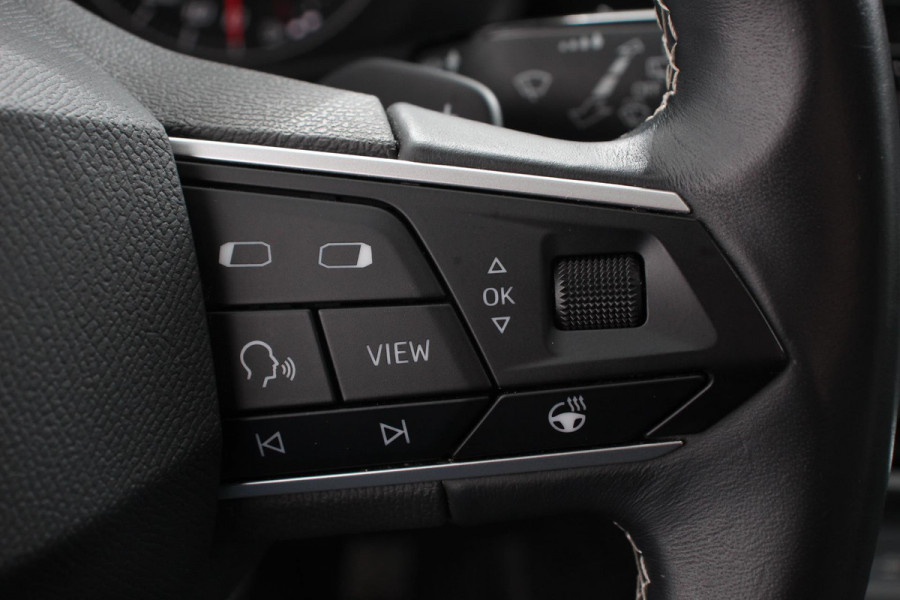 Seat Leon Sportstourer 1.5 eTSI 150pk DSG Style Navigatie Apple Carplay/Android Auto Parkeersensor achter Adaptive Cruise Control Stoelverwarming