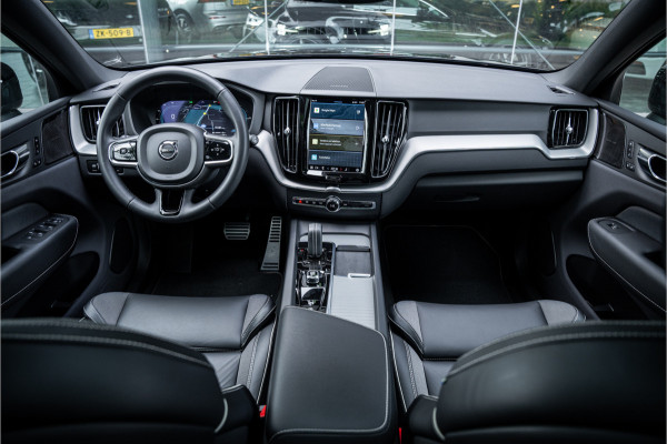 Volvo XC60 2.0 T6 Recharge AWD Plus Black Edition HUD ** Harman/Kardon ** Panodak