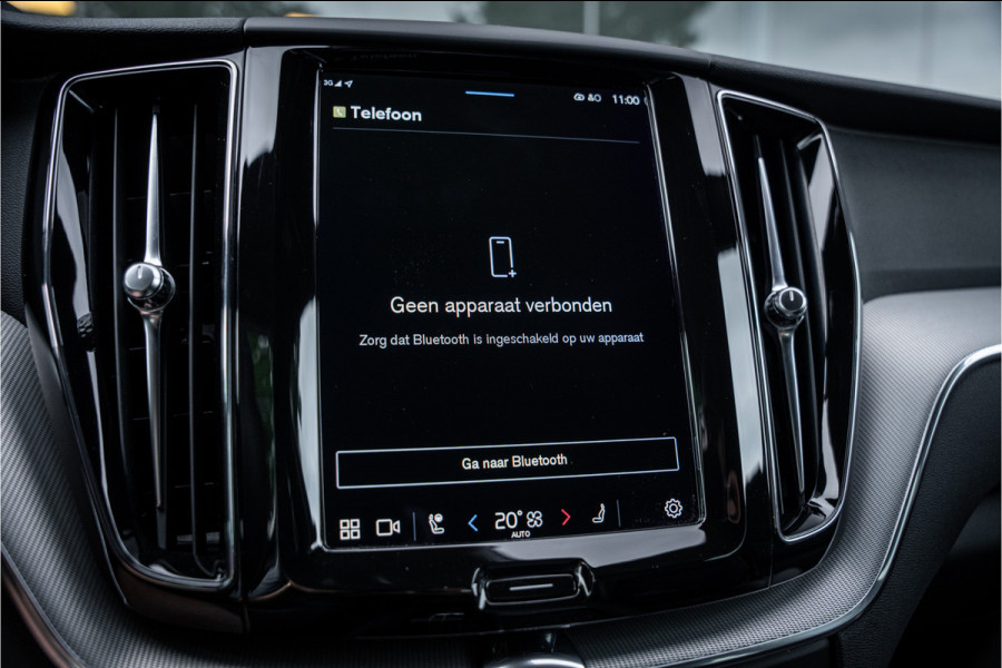 Volvo XC60 2.0 T6 Recharge AWD Plus Black Edition HUD ** Harman/Kardon ** Panodak