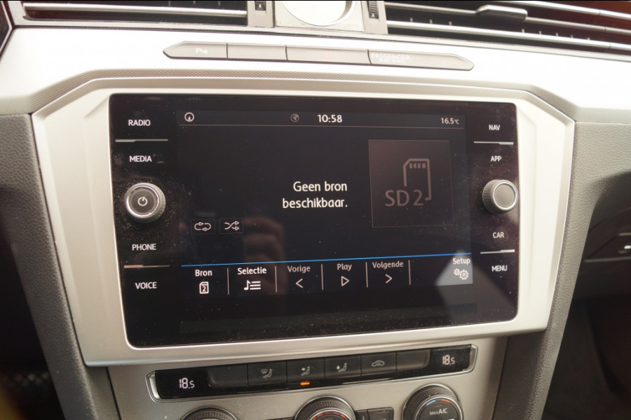 Volkswagen Passat Variant 1.6 TDI 120pk DSG Comfortline Business -NAVI-ECC-PDC-