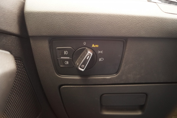 Volkswagen Passat Variant 1.6 TDI 120pk DSG Comfortline Business -NAVI-ECC-PDC-