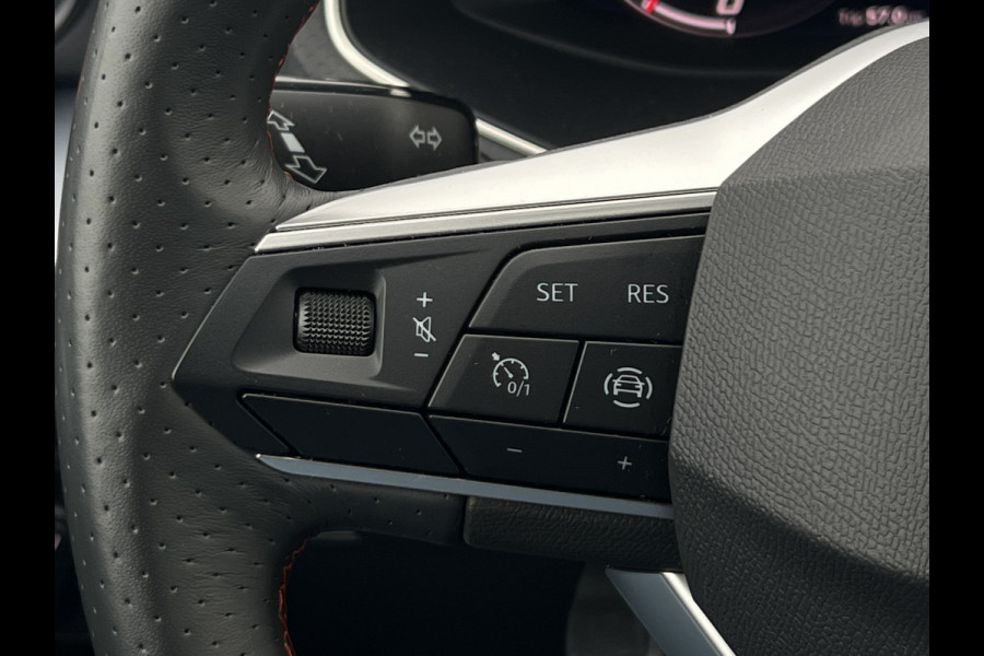 Seat Ibiza 1.0 TSI FR Business Intense Plus | Virtual Cockpit | Camera | LED | 18 inch