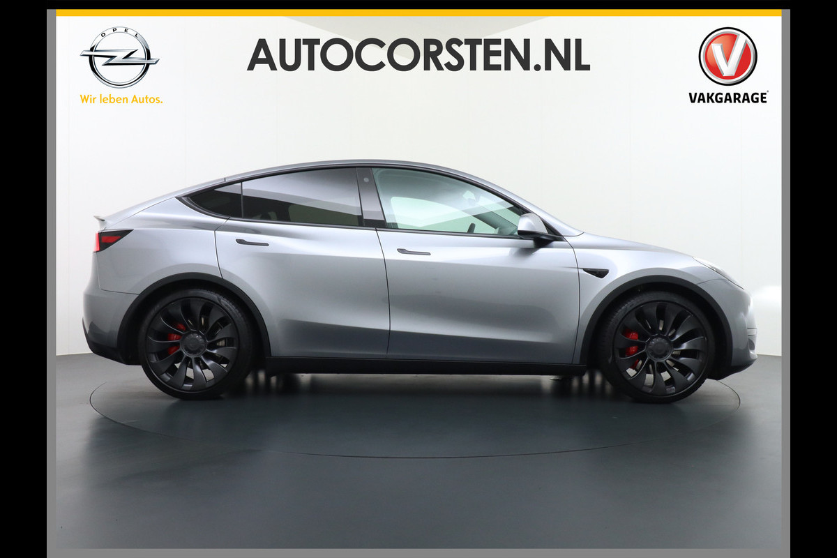 Tesla Model Y Performance 534pk 0-100 3,8 sec. AWD 78,1kWh Warmtepomp 21"Lmv FSD-Comp.3 AutoPilot Carbon-Spoiler Elekr.Achterklep AMD Ryzen-pr 3x Camera Navi Led ACC DAB Keyless en Interieur Pre-Heat/Cooling via App One-Pedal-Drive Rode Remklauwen Garantie op Accu 14-02-2032 max. 192.000km max. 250Kw laadvermogen 1.600KG Trekvermogen!