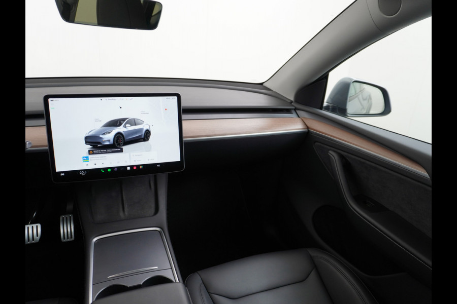 Tesla Model Y Performance 534pk 0-100 3,8 sec. AWD 78,1kWh Warmtepomp 21"Lmv FSD-Comp.3 AutoPilot Carbon-Spoiler Elekr.Achterklep AMD Ryzen-pr 3x Camera Navi Led ACC DAB Keyless en Interieur Pre-Heat/Cooling via App One-Pedal-Drive Rode Remklauwen Garantie op Accu 14-02-2032 max. 192.000km max. 250Kw laadvermogen 1.600KG Trekvermogen!