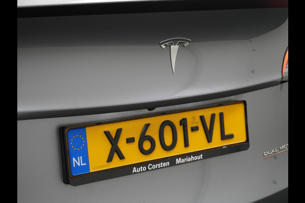 Tesla Model Y Performance 534pk 0-100 3,8 sec. AWD 78,1kWh Warmtepomp 21"Lmv FSD-Comp.3 AutoPilot Carbon-Spoiler Elekr.Achterklep AMD Ryzen-pr 3x Camera Navi Led ACC DAB Keyless en Interieur Pre-Heat/Cooling via App One-Pedal-Drive Rode Remklauwen Garantie op Accu 14-02-2032 max. 192.000km max. 250Kw laadvermogen 1.600KG Trekvermogen!