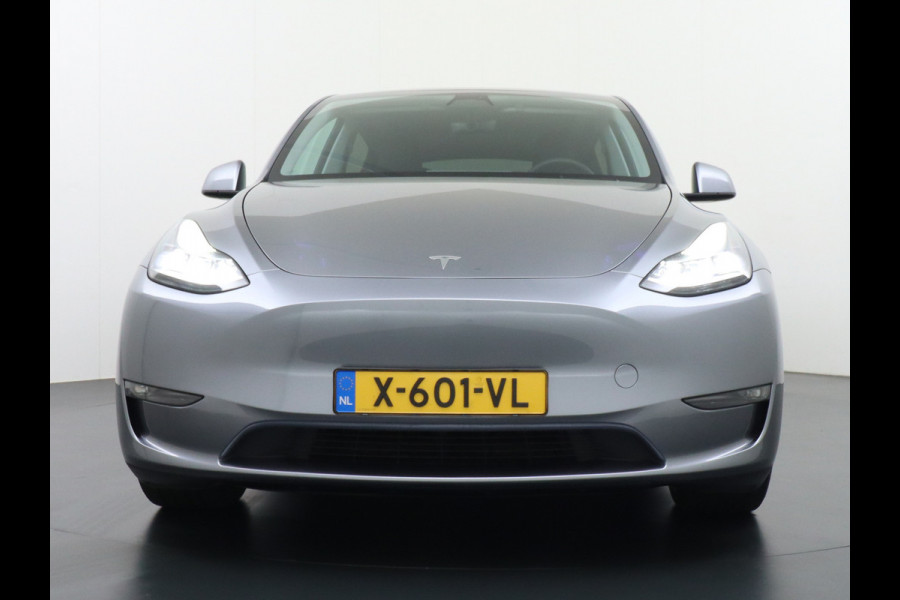 Tesla Model Y Performance 534pk 0-100 3,8 sec. AWD 78,1kWh Warmtepomp 21"Lmv FSD-Comp.3 AutoPilot Carbon-Spoiler Elekr.Achterklep AMD Ryzen-pr 3x Camera Navi Led ACC DAB Keyless en Interieur Pre-Heat/Cooling via App One-Pedal-Drive Rode Remklauwen Garantie op Accu 14-02-2032 max. 192.000km max. 250Kw laadvermogen 1.600KG Trekvermogen!