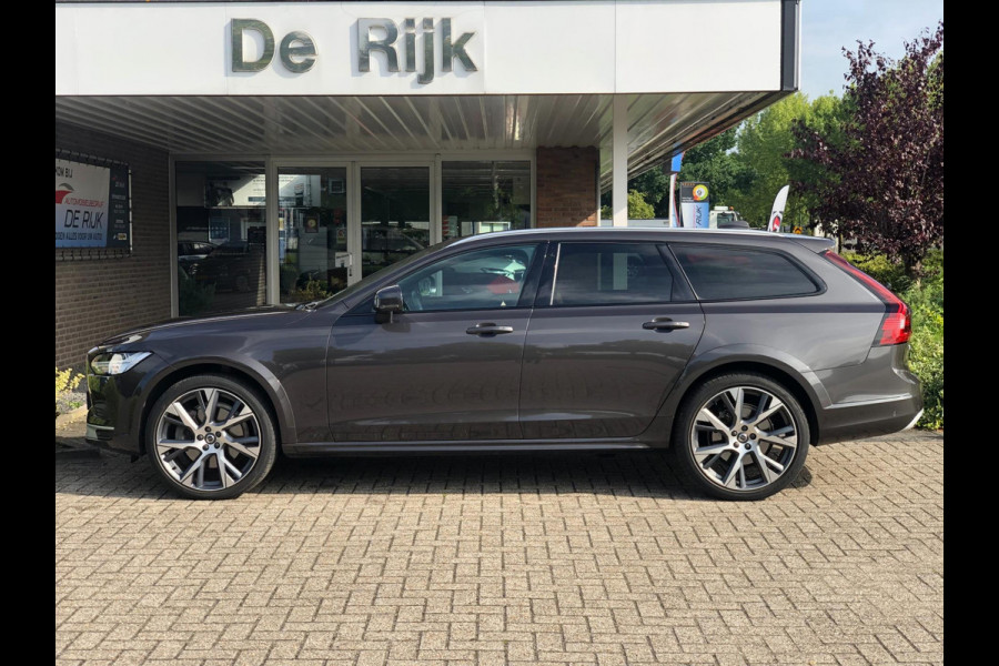 Volvo V90 Cross Country 2.0 B5 AWD Pro | Pano, Stoel+Stuurverw, Ventilatie, Leder, 360 Camera, Navi, 21'' LMV | Dealeronderhouden|