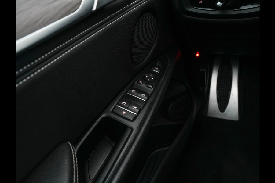 BMW X6 xDrive30d High Executive Design-Edition-Extravagance Aut. *PANO | LEATHER-ALCANTARA | FULL-LED | MEMORY-PACK | HEAD-UP | HIFI-SOUND | KEYLESS | DAB+ | BLIND-SPOT | CAMERA | HEATED-SPORTSEATS | SHIFTPADDLES | SOFTCLOSE | TOWBAR | 20''ALU*